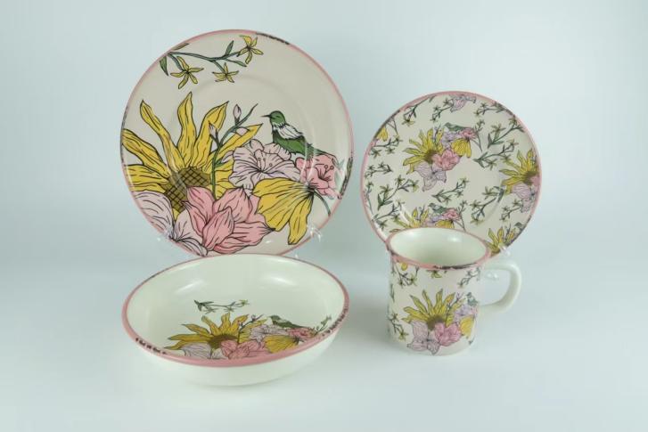 Zestaw naczyń ceramicznych do zmywarki z luksusowym wzorem: poezja natury na stół